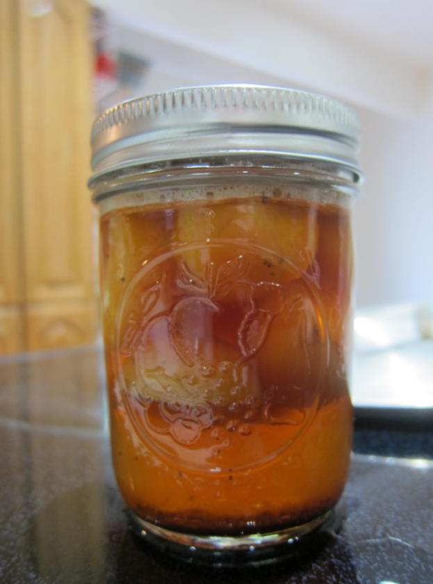 golden beets in pint jar